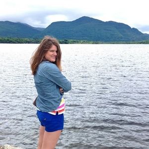 Meet your Posher, Stephanie